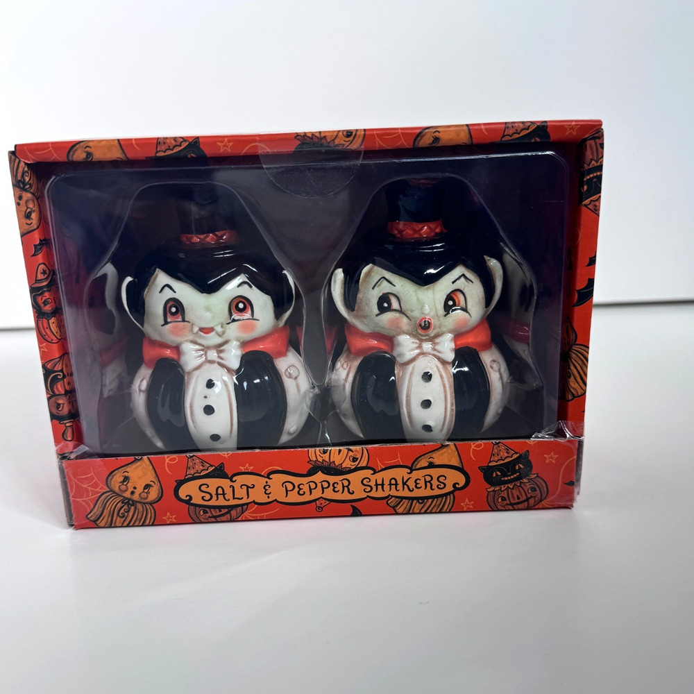 Johanna Parker Vampire Halloween Salt & Pepper Shakers Set Orange/Black